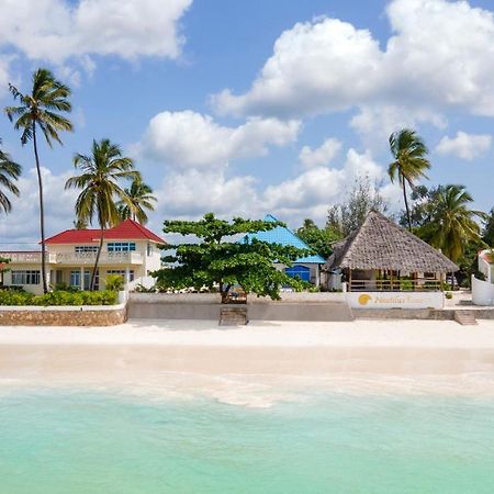 Uroa Beach Lodge ภายนอก รูปภาพ